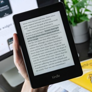 Obrazek dla: Czytnik Ebooków ABC + "Pod Słońcem Orientu" (zestaw)